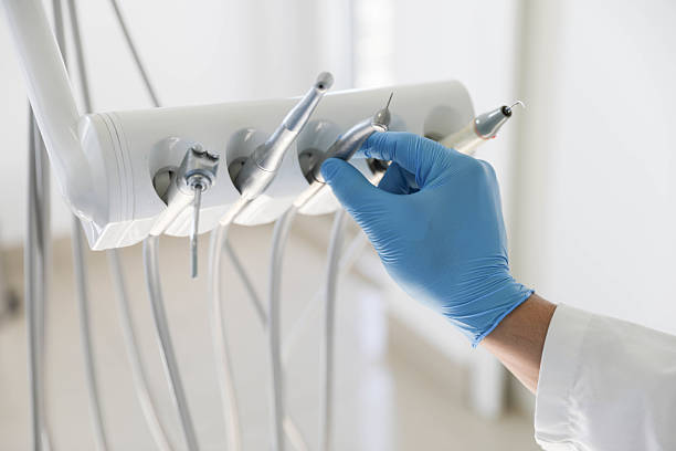 Professional Emergency Dentist technician working in Manassas Park city County, VA